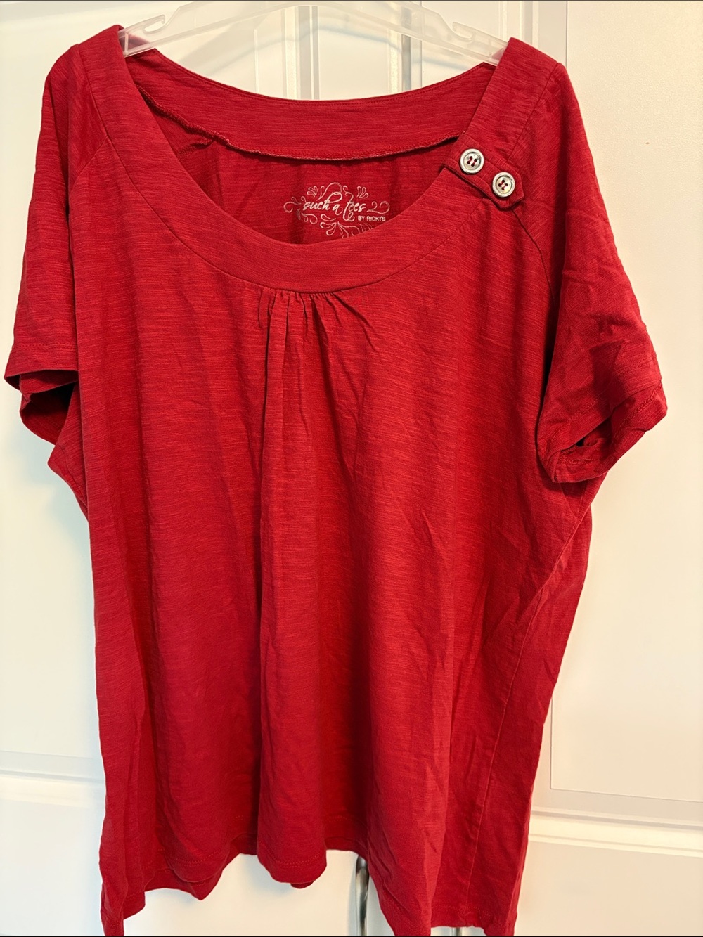 Ricki's Red Scoop-Neck Short Sleeve Top with Button Accent